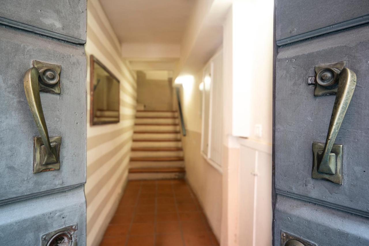 Reggio Center Lovely Apartments Reggio Emilia Exterior photo